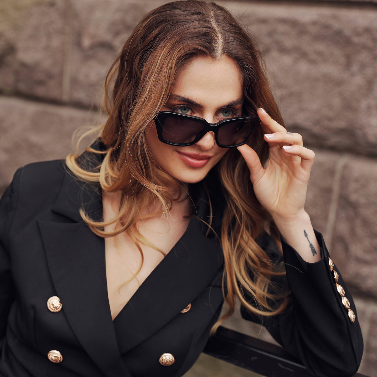 ondeugd huren Abnormaal Celine Zwarte Double-Breasted Blazer met Gouden Knopen – Luscious The Label